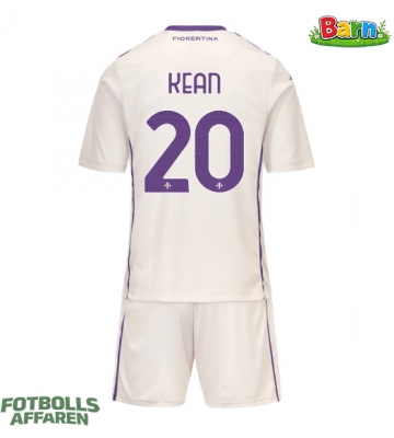 Fiorentina Moise Kean #20 Bortaställ Barn 2025-26 Kortärmad (+ Korta byxor)